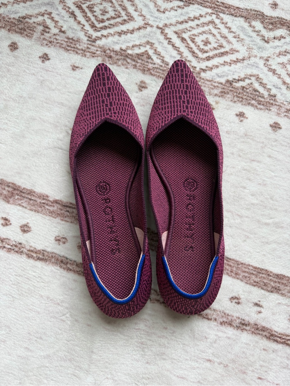 Rothys Fig Python Purple Knit Pointy Flats Size 7.5